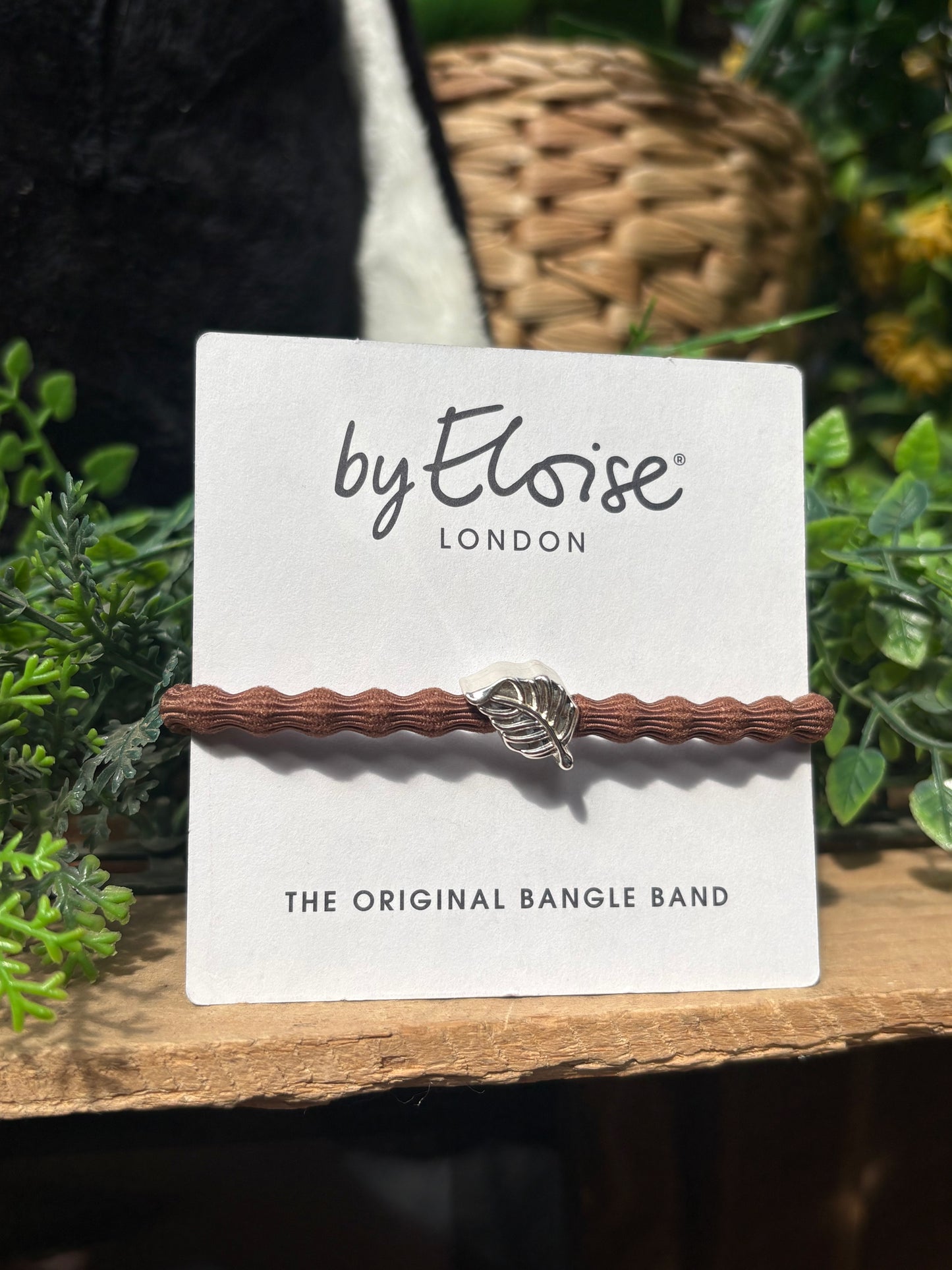 Leaf with Brown Bangle Band
